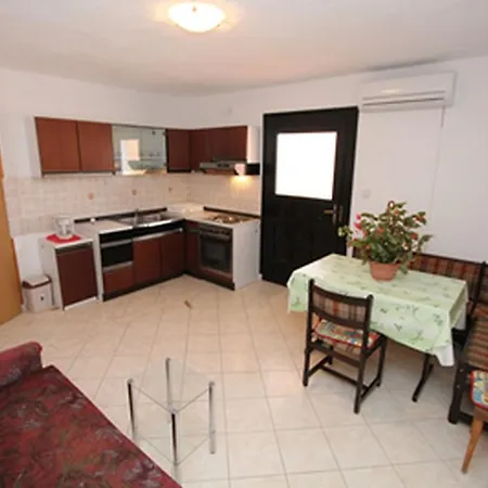 Apartment Sol Realis 2